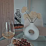 Vineyard-suites Traumferienwohnung Mit Panoramablick Und Weinidylle Διαμέρισμα